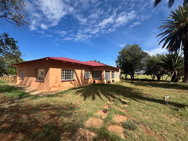 3 Bedroom House 3 Bedroom House
