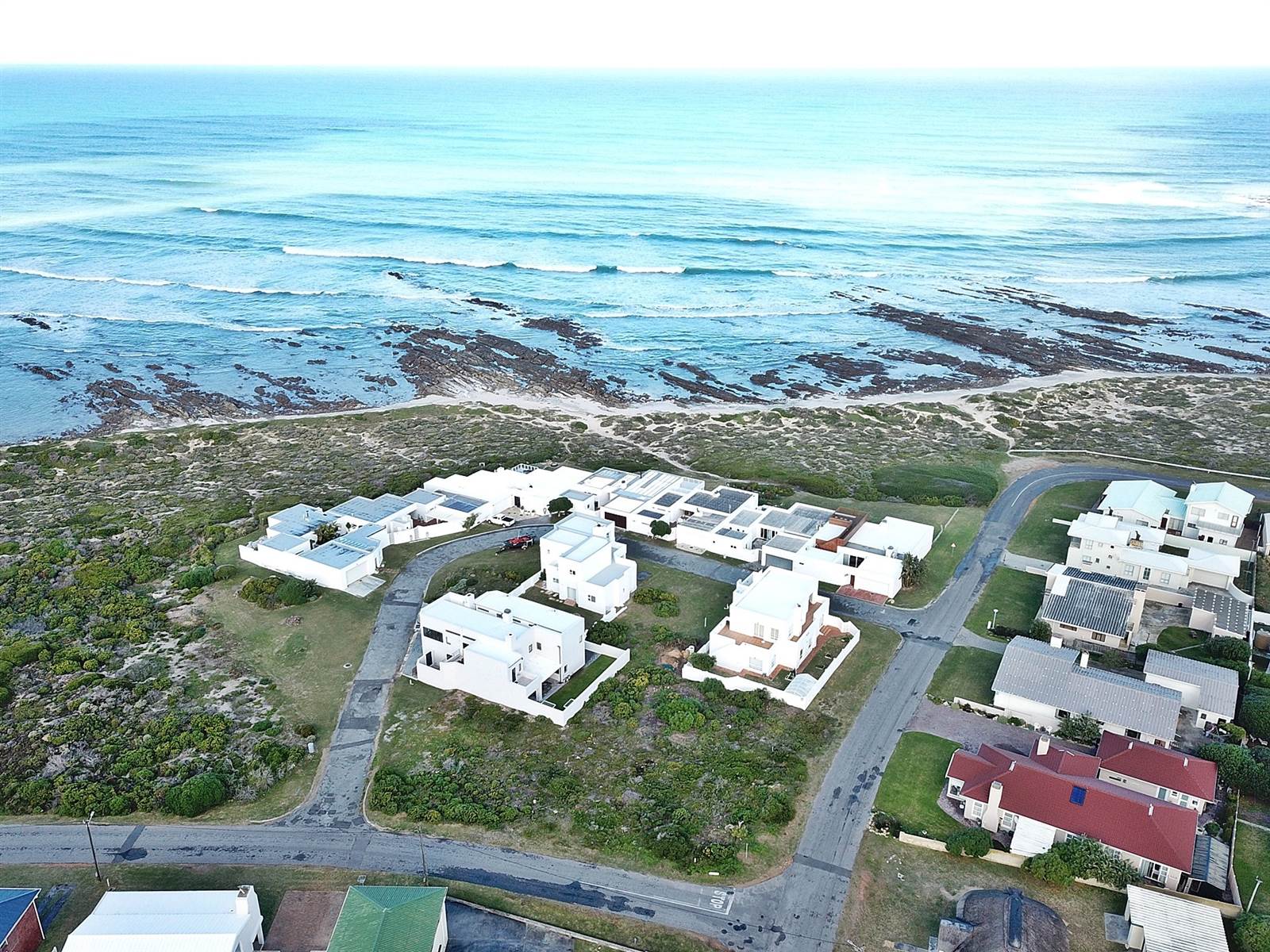 334 m² Land available in Struisbaai photo number 13