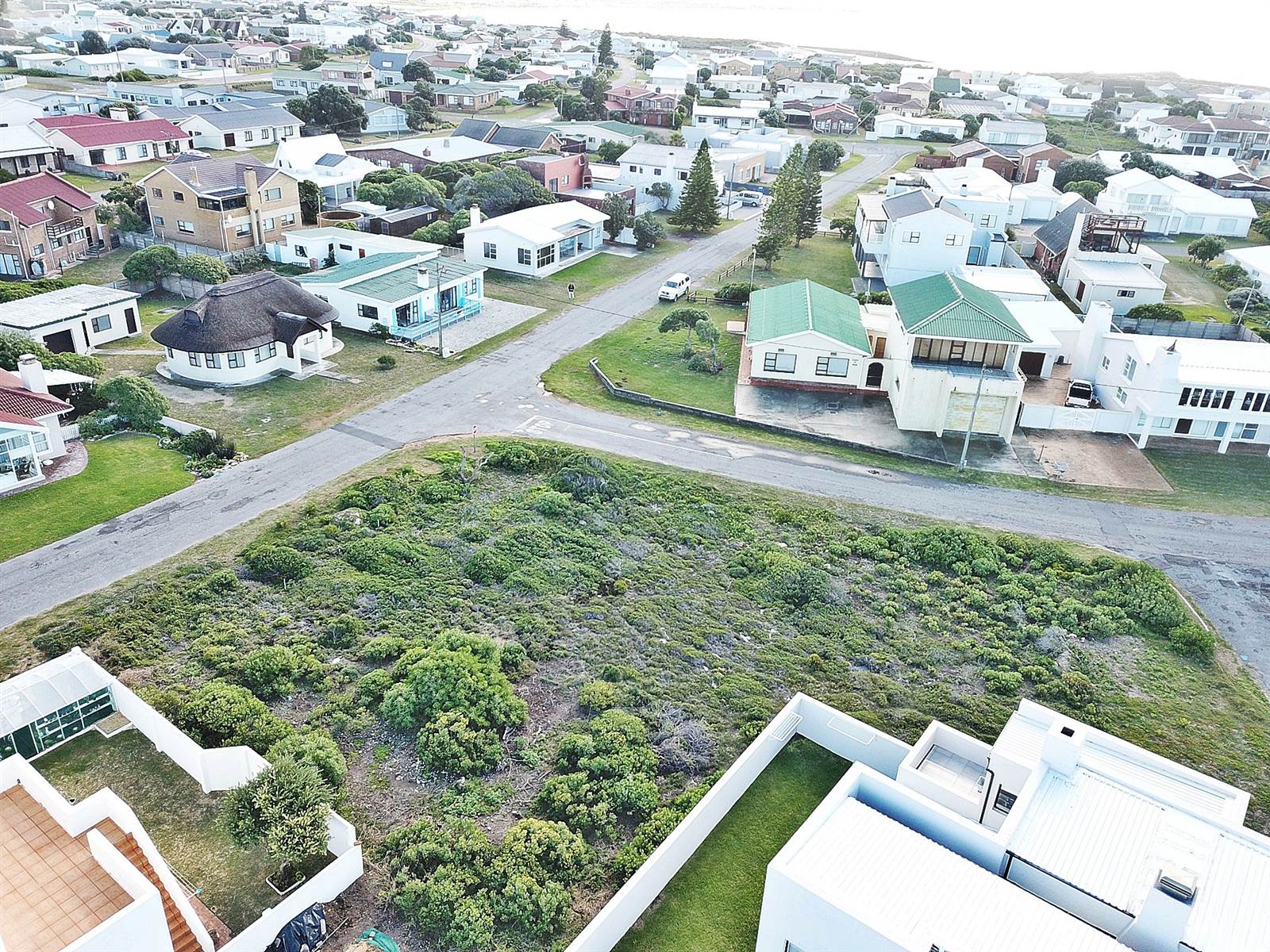 334 m² Land available in Struisbaai photo number 9