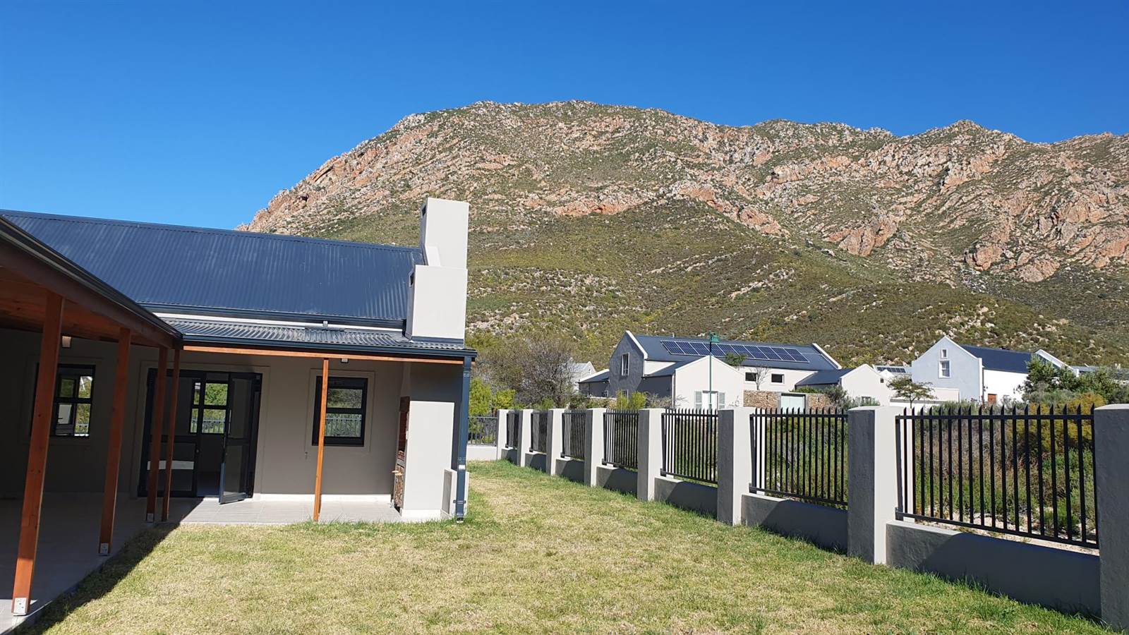 2 Bed House in Montagu photo number 19