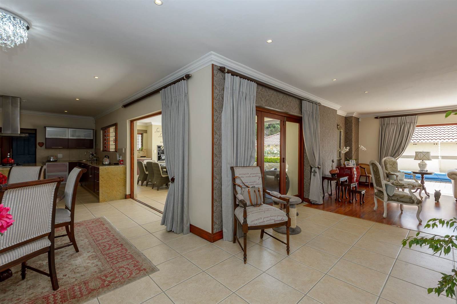 4 Bed Cluster in Linksfield photo number 9