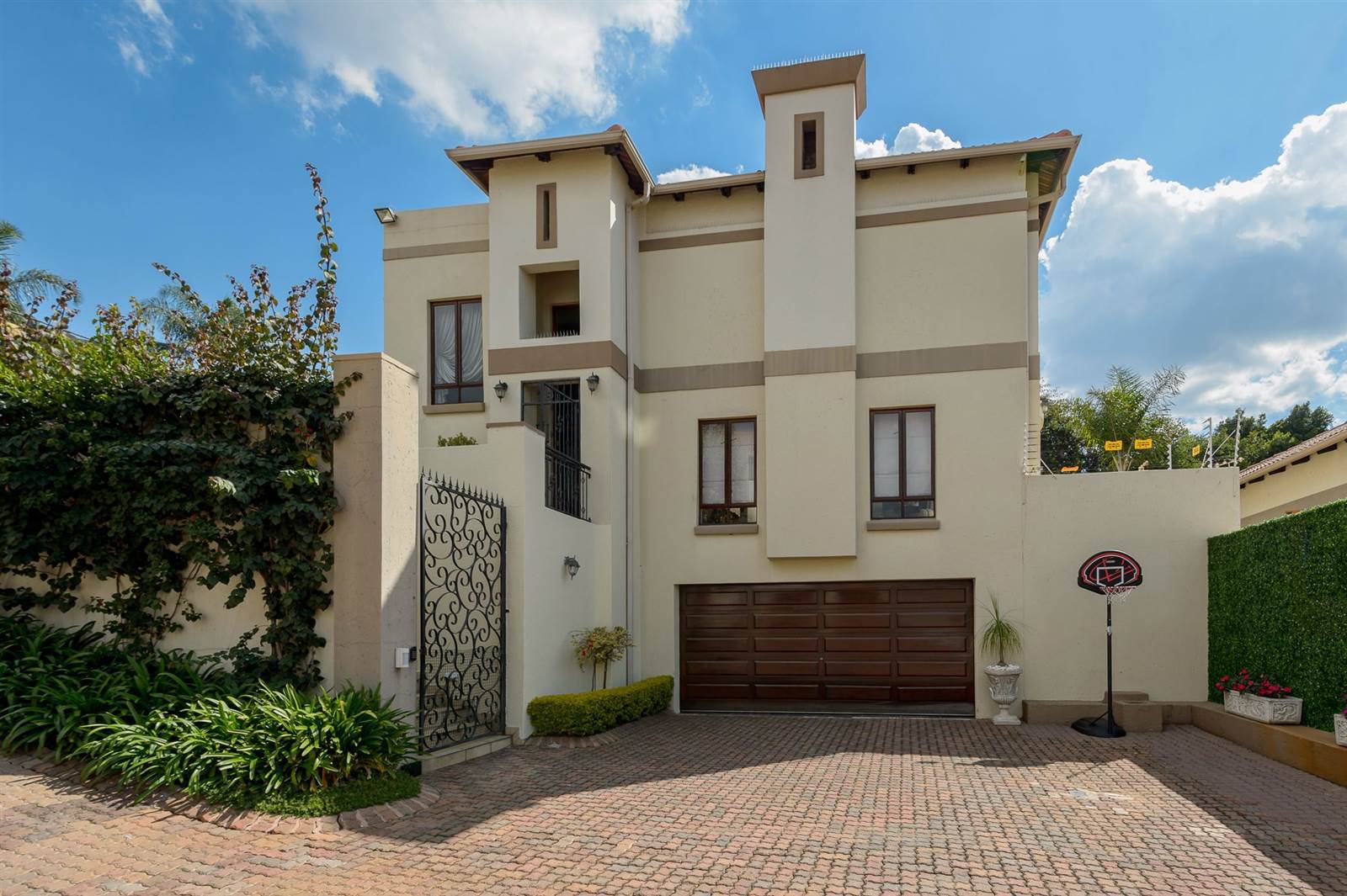 4 Bed Cluster in Linksfield photo number 2