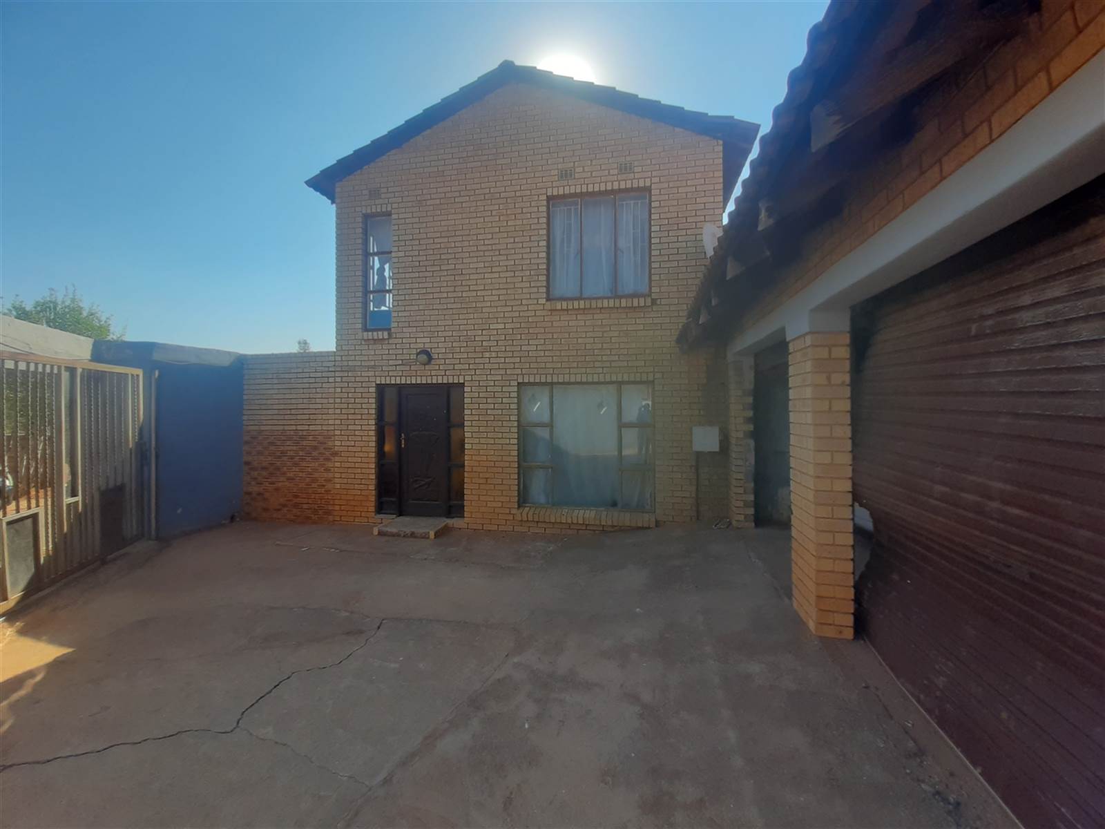 4 Bed House in Lawley photo number 2