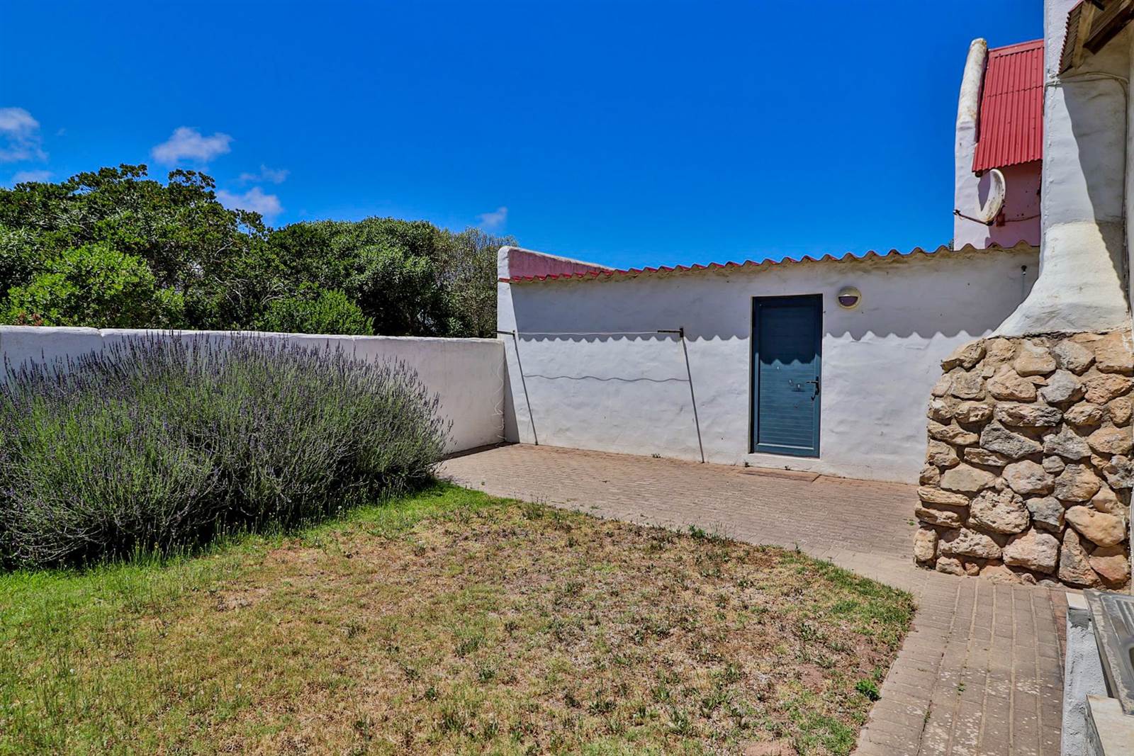 4 Bed House in Jacobsbaai photo number 25