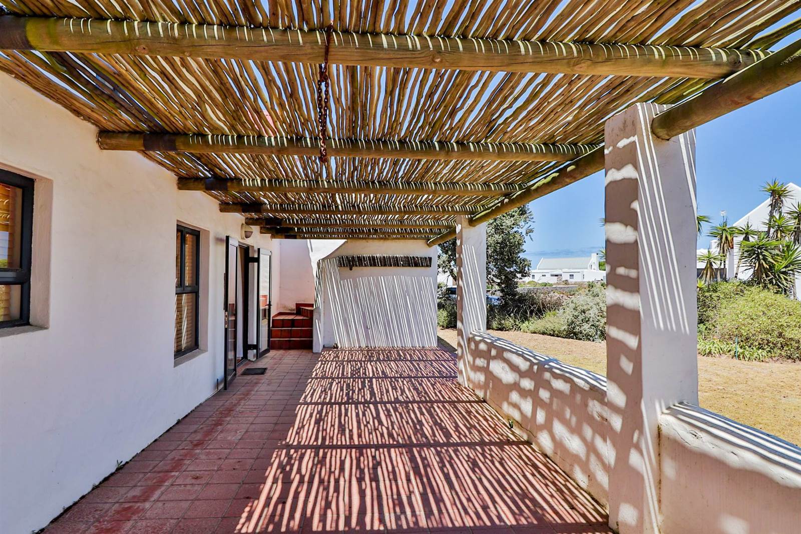 4 Bed House in Jacobsbaai photo number 3