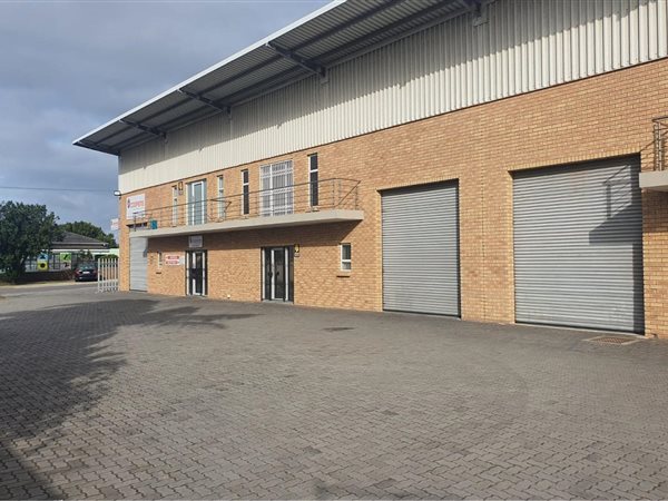 238  m² Commercial space