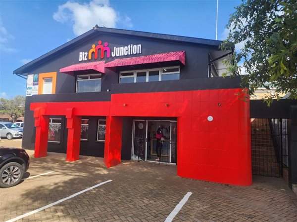 282 m² Commercial space 282 m² Commercial space