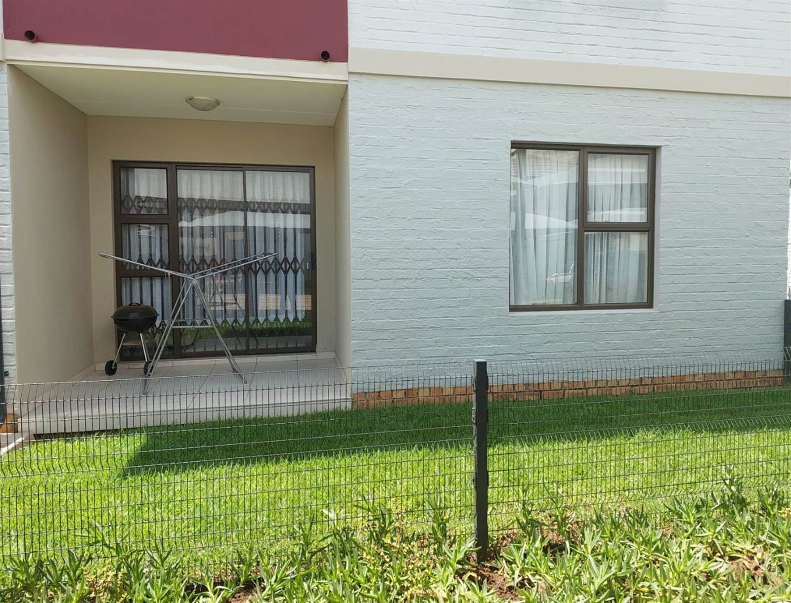 2 Bed Townhouse in Benoni North photo number 14