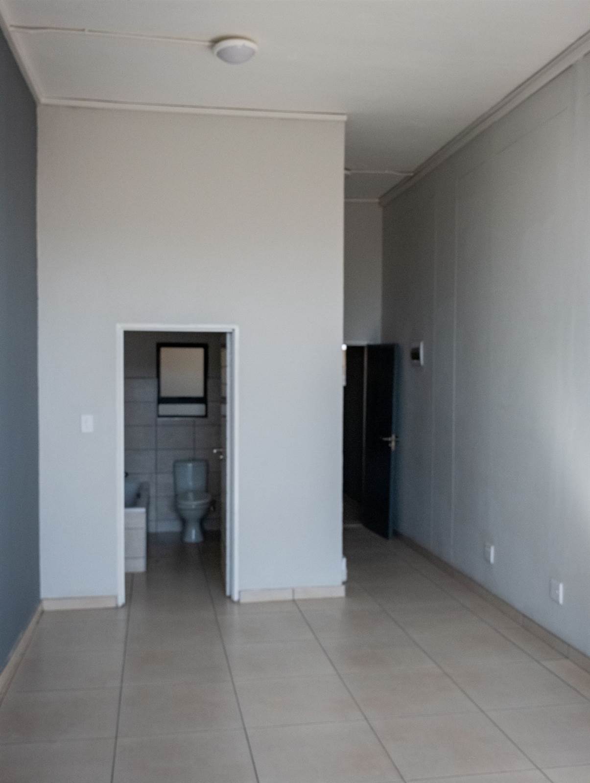 2 Bed Flat in Boksburg Central photo number 18