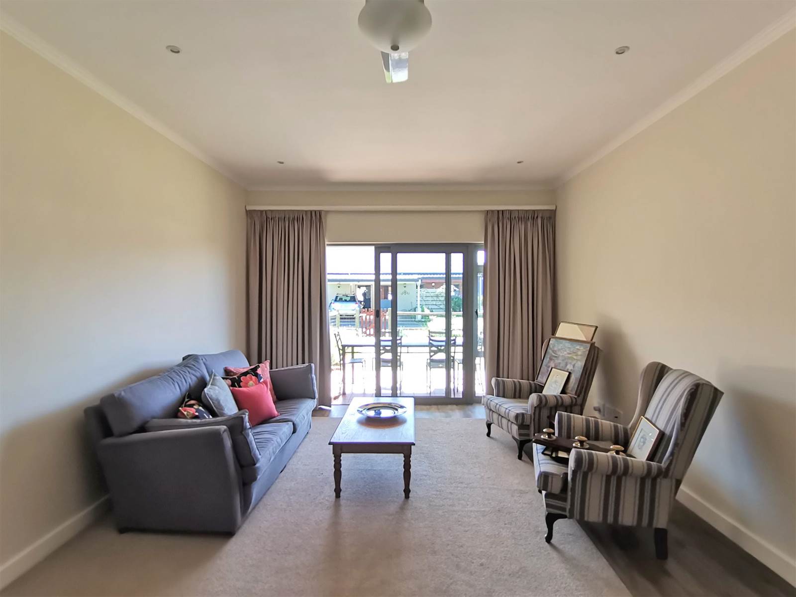 1 Bed Townhouse in Howick photo number 9