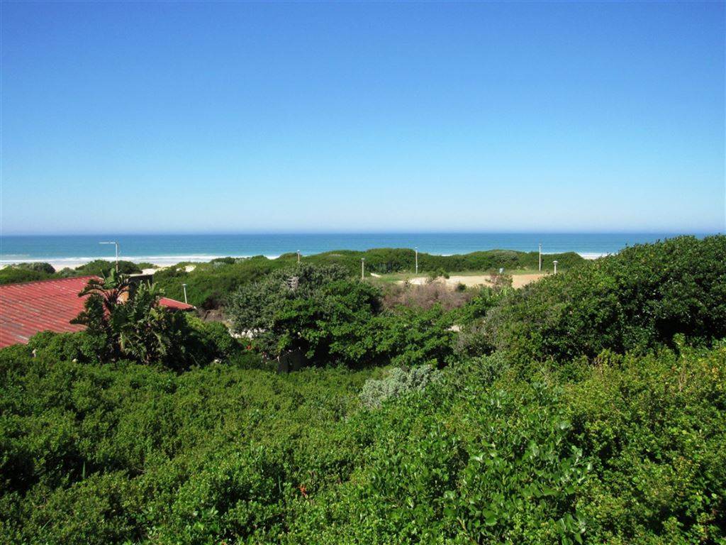 730 m² Land available in Paradise Beach photo number 4