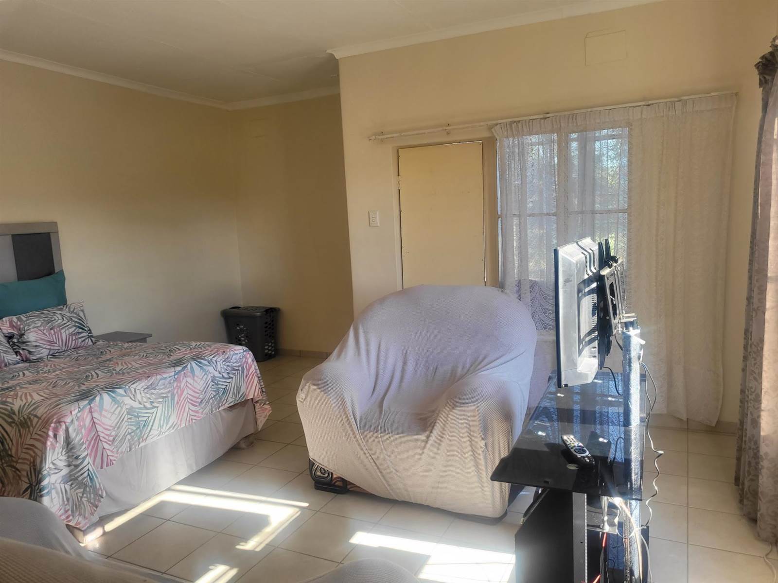1 Bed Flat in Pretoria West photo number 10