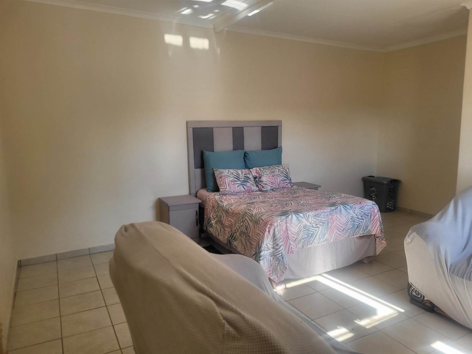 1 Bed Flat in Pretoria West photo number 9