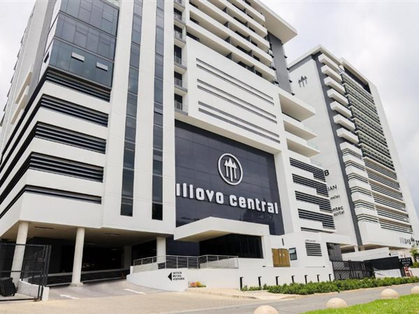 604  m² Commercial space in Illovo