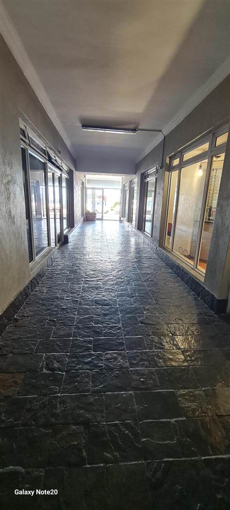 84  m² Commercial space in Jeffreys Bay photo number 10