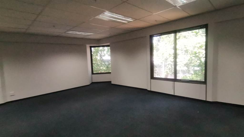 161  m² Commercial space in Parktown photo number 11