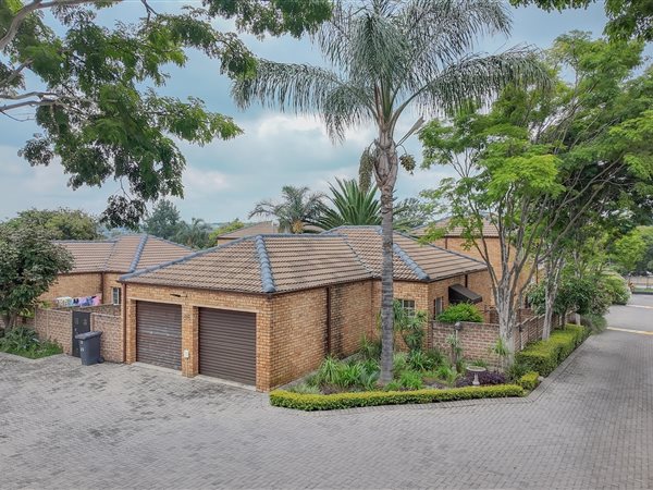 2 Bedroom Townhouse 2 Bedroom Townhouse