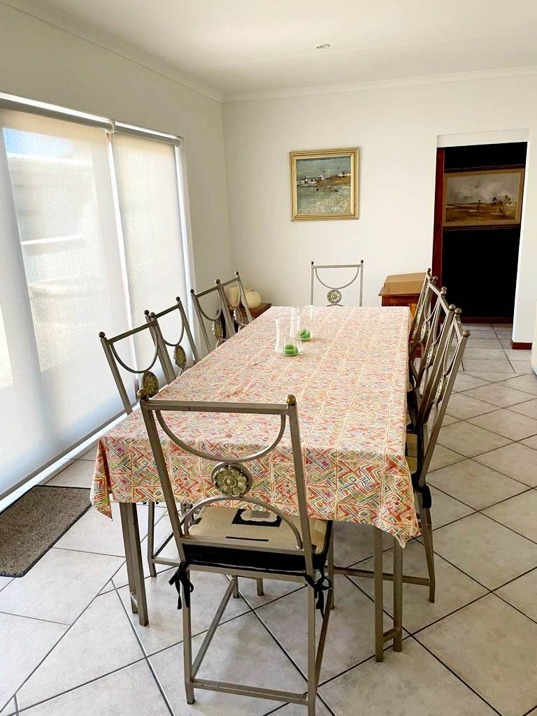 4 Bed House in Outeniqua Strand photo number 7
