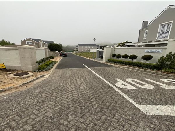 245 m² Land 245 m² Land