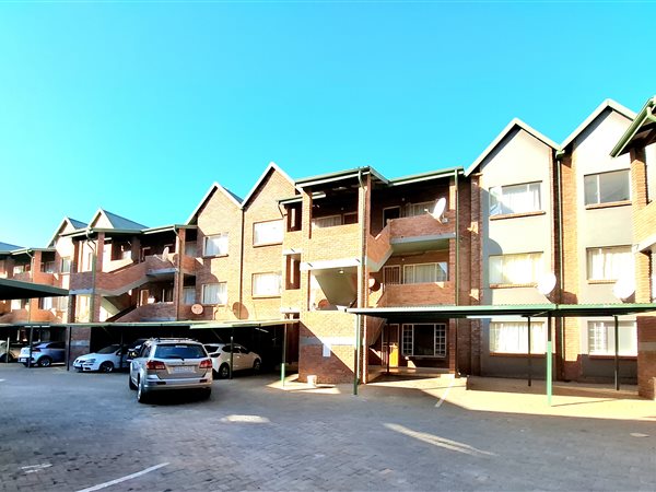 2 Bed Apartment in Pretoria Gardens