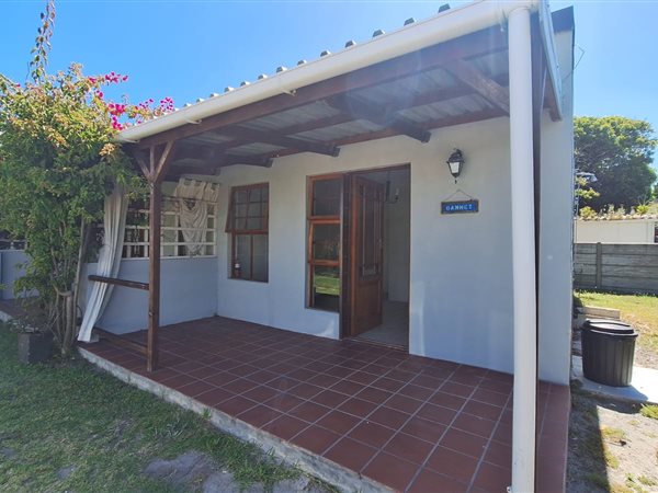 1 Bed Garden Cottage