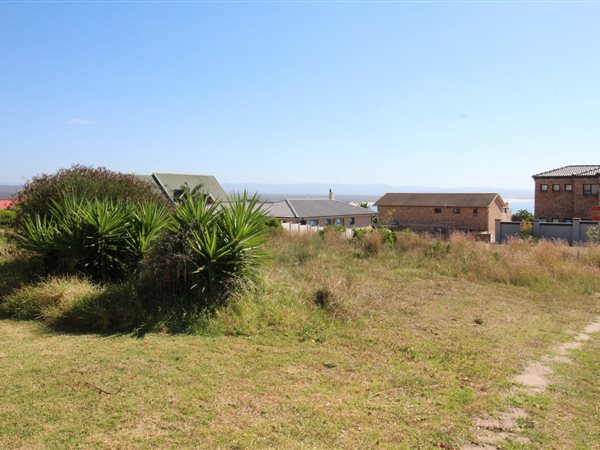 732 m² Land