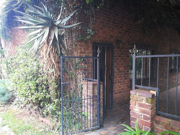 1 Bed Garden Cottage