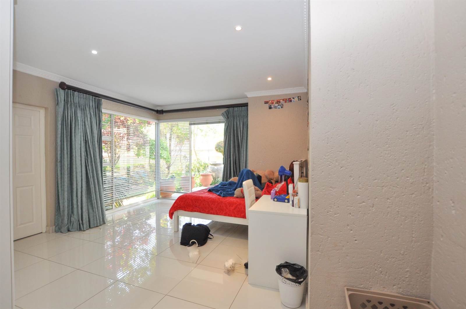 4 Bed Townhouse in Bryanston photo number 29