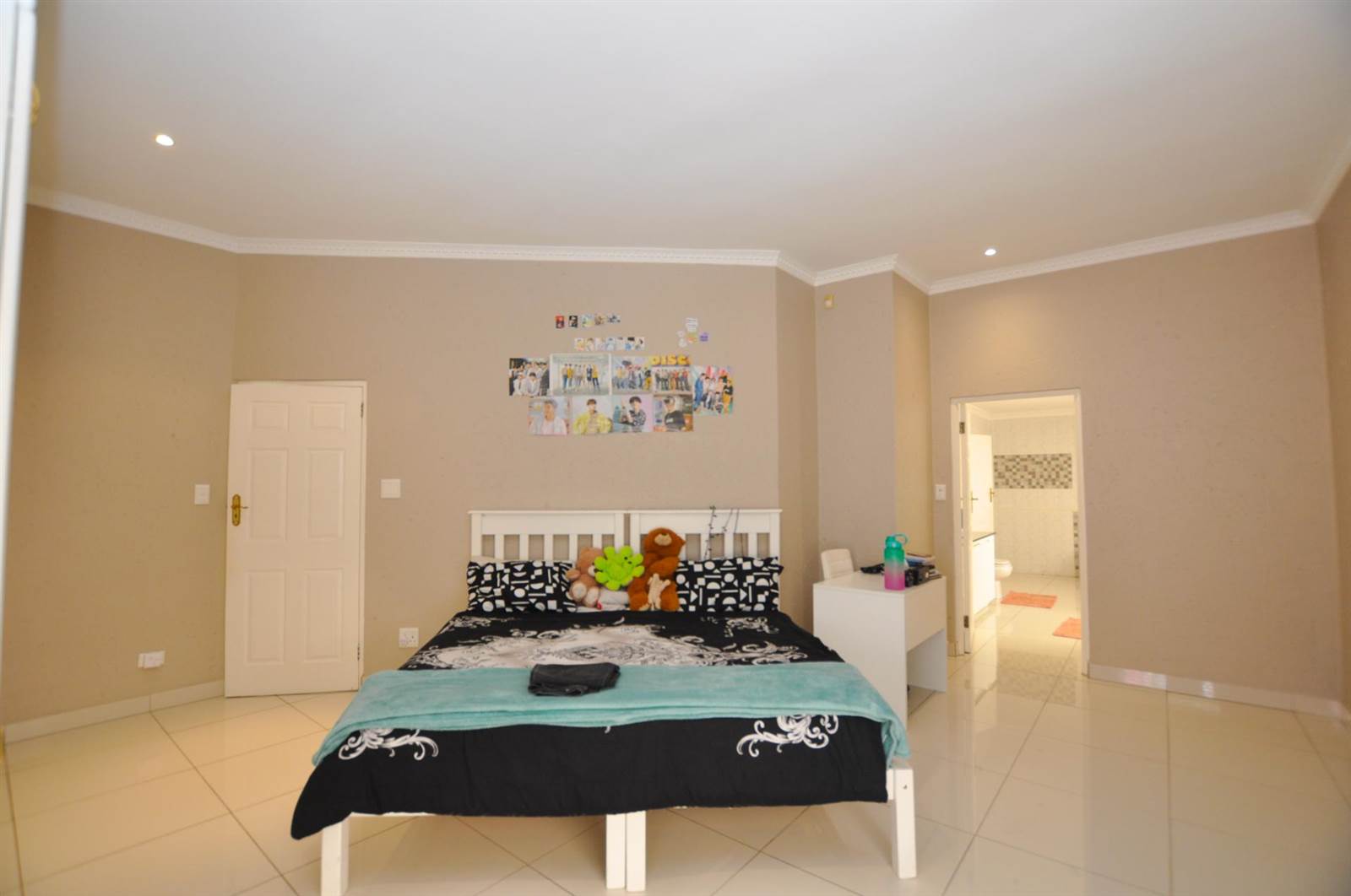 4 Bed Townhouse in Bryanston photo number 12