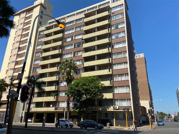 3 Bed Apartment in Durban CBD
