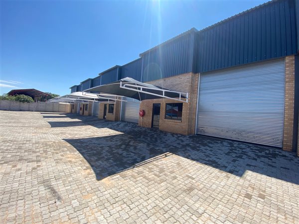 175  m² Commercial space in Ladanna