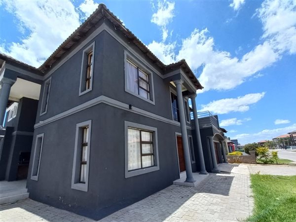 5 Bed House