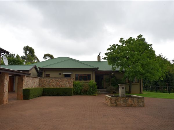 8 Bed House in Dullstroom