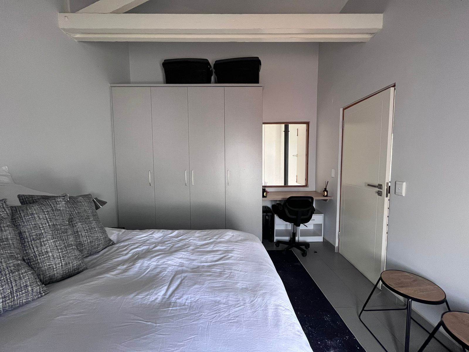 1 Bed Apartment in Braamfontein Werf photo number 4