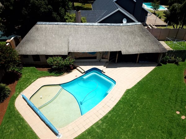 5 Bedroom House 5 Bedroom House