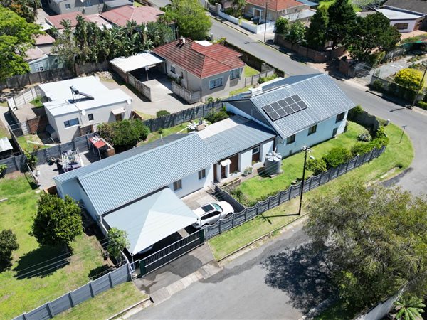3 Bedroom House 3 Bedroom House