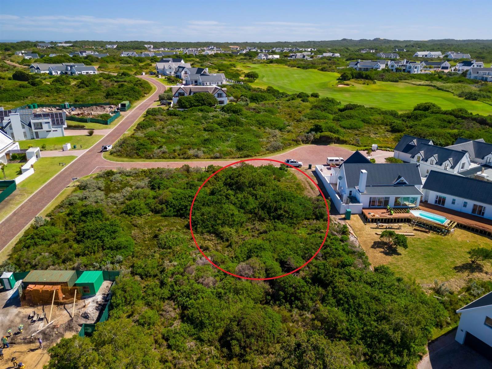 1218 m² Land available in St Francis Links photo number 1