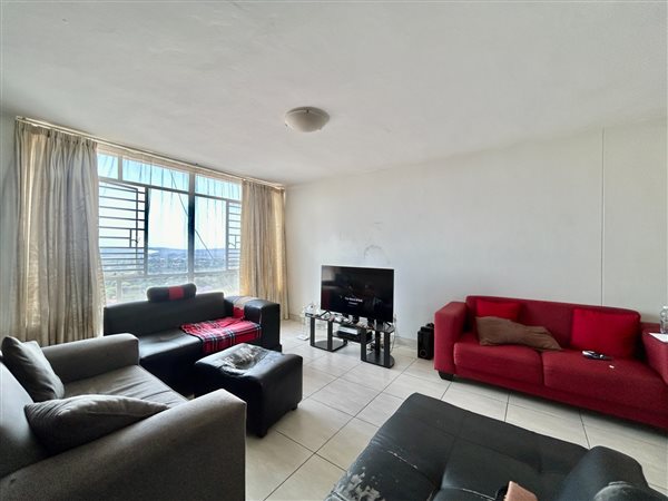 2 Bed Apartment