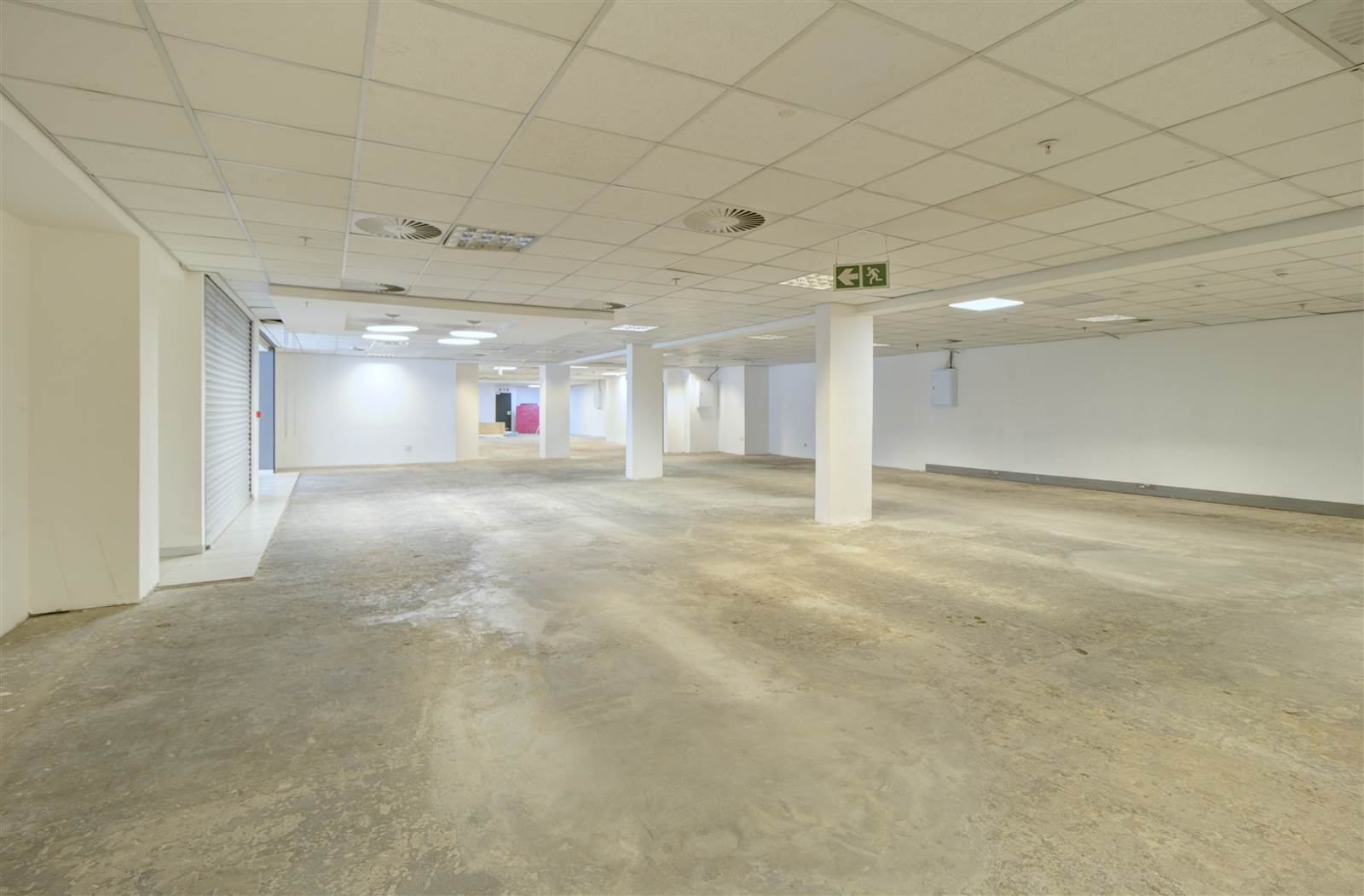 422  m² Retail Space in Benmore Gardens photo number 4