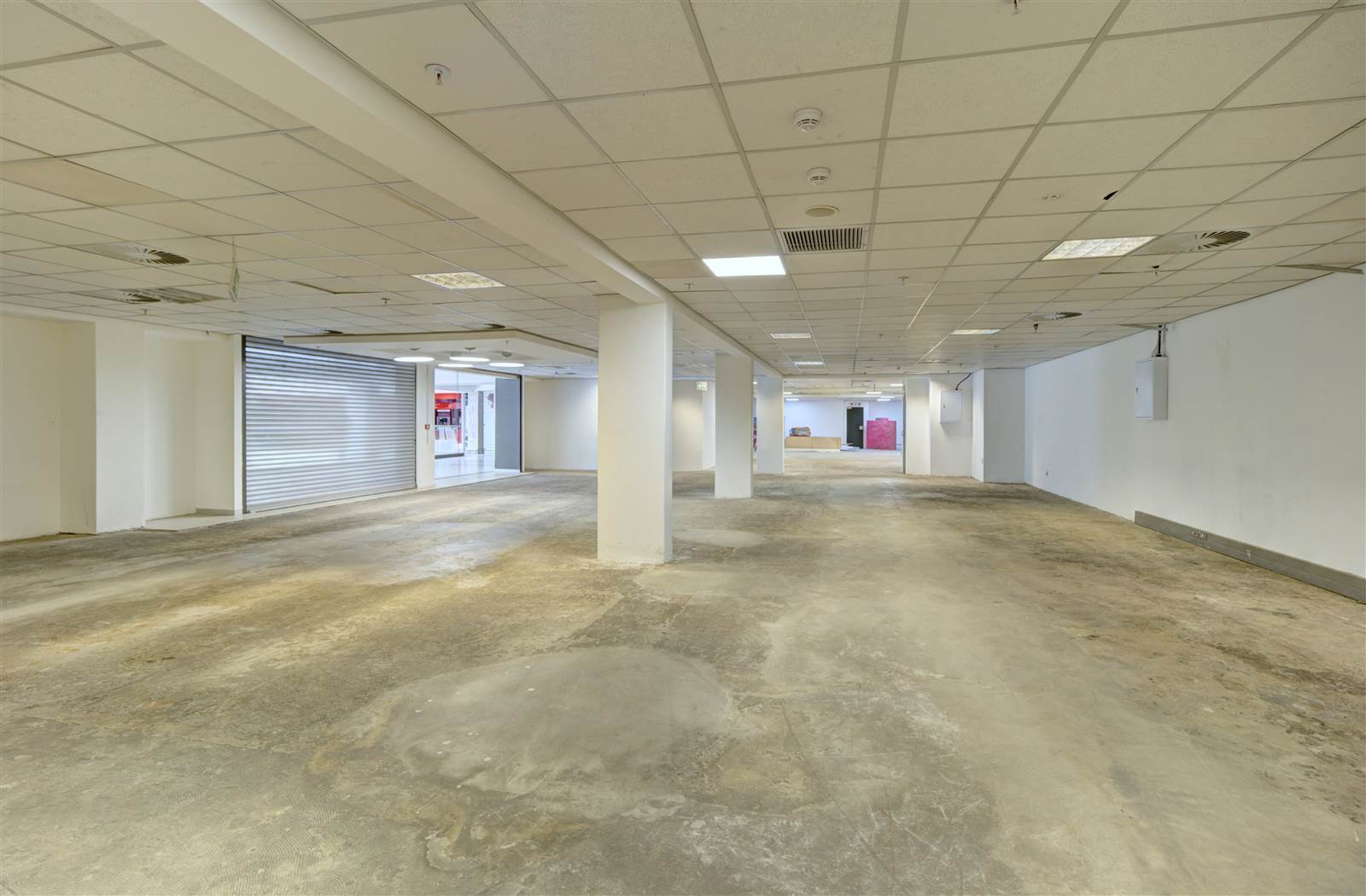 422  m² Retail Space in Benmore Gardens photo number 20