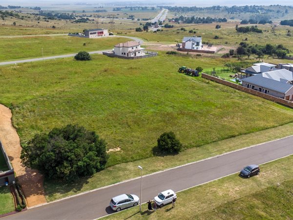 1243 m² Land available in Berg en Dal