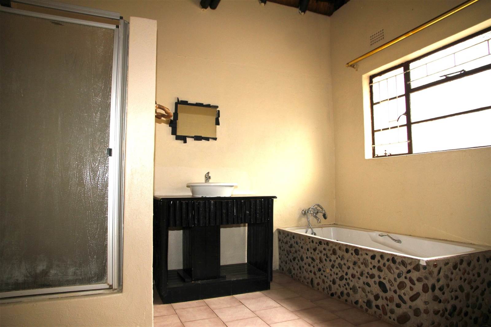 5 Bed House in Ndlovumzi photo number 15