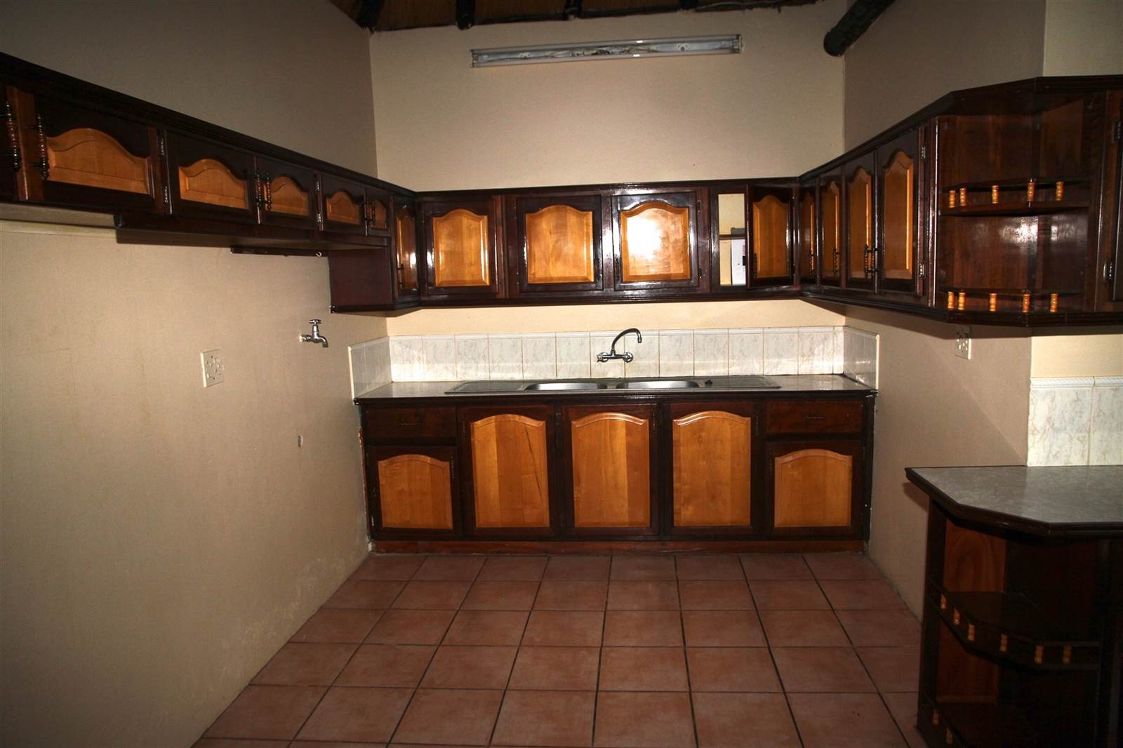 5 Bed House in Ndlovumzi photo number 6