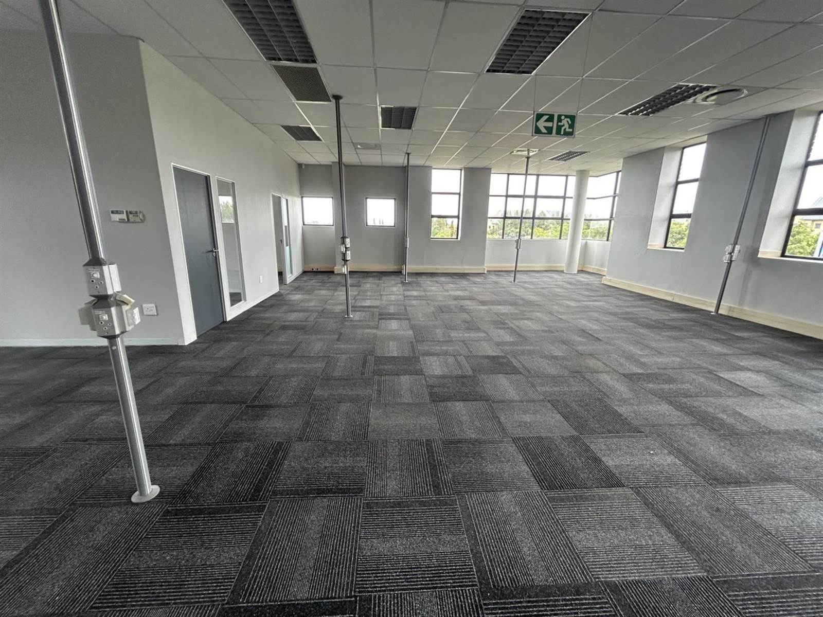178  m² Office Space in Highveld photo number 5