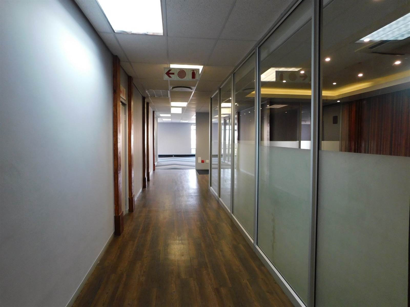 409  m² Commercial space in Illovo photo number 18