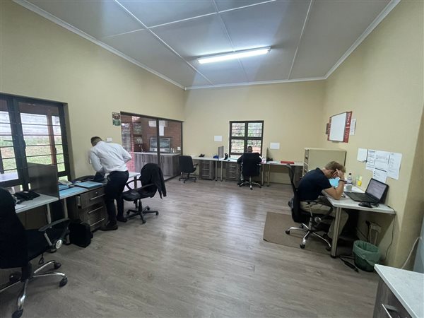 160  m² Office Space in Athlone
