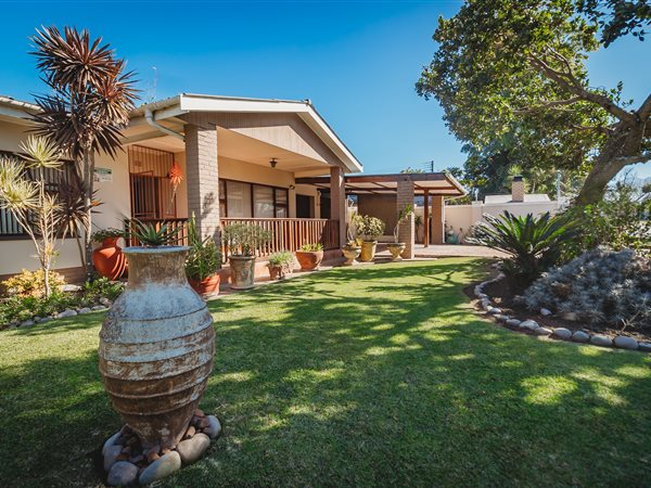 3 Bedroom House 3 Bedroom House