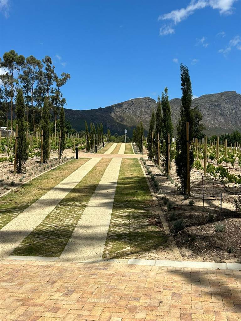 2000 m² Land available in Franschhoek photo number 20