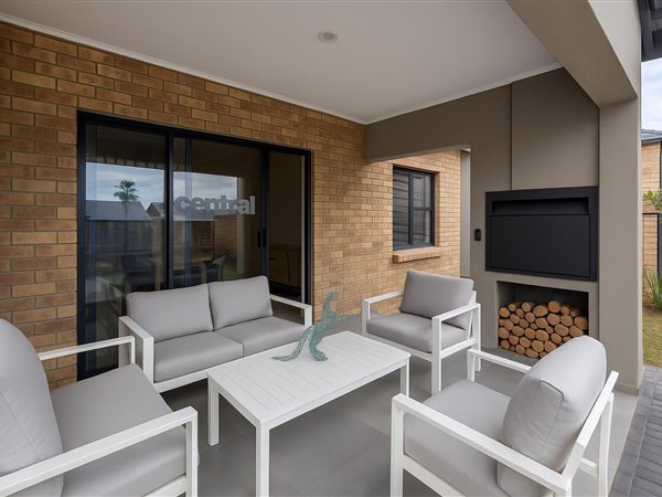 2 Bedroom House