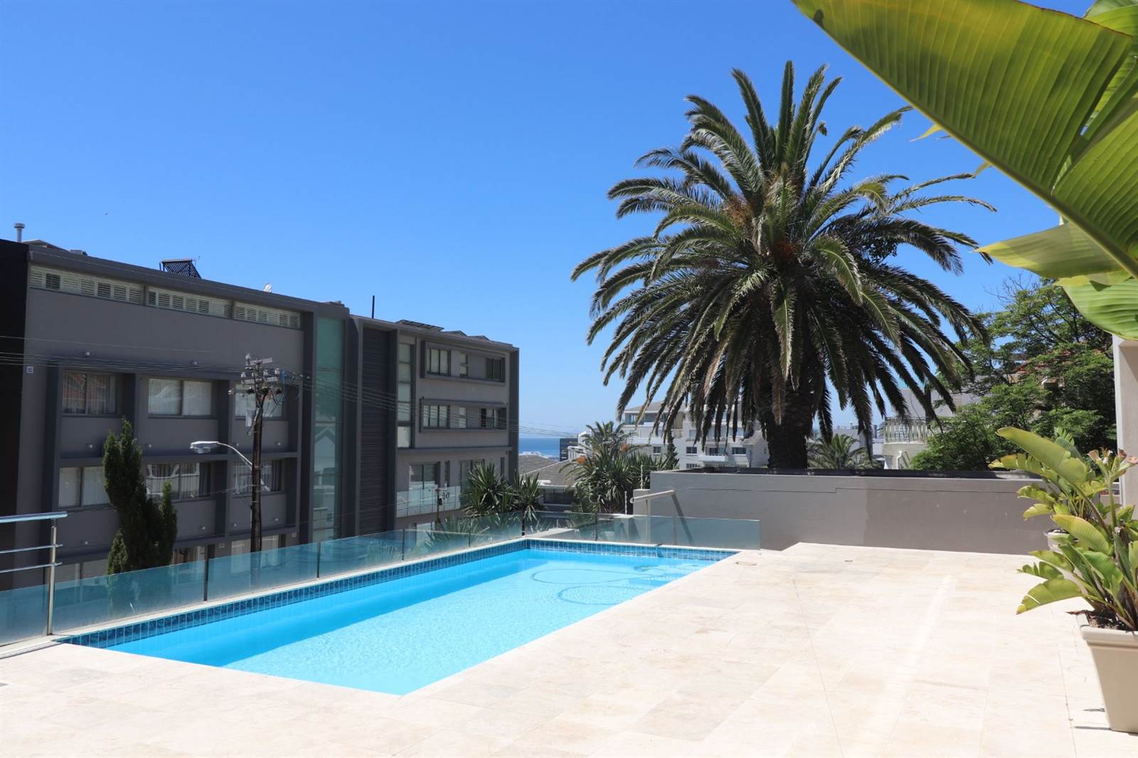 6 Bed Apartment in Bantry Bay photo number 3